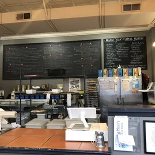 sushi and sashimi, interior