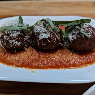 Pan-fried meatballs