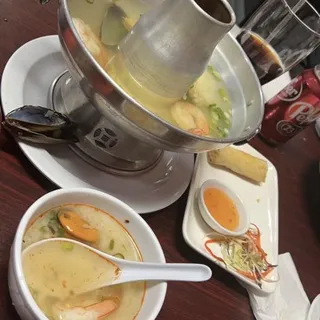 S4 Seafood Tom Yum Soup