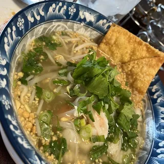 N2 Thai Tom Yum Noodle Soup