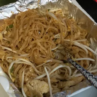 Chicken Pad Thai