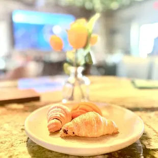 This was the appetizer they serve and it was delish.