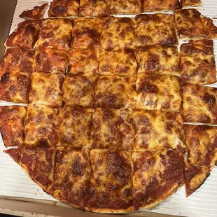 Cheese pizza