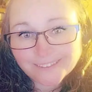 Tammy B.