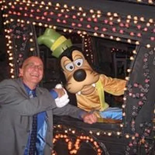 Mike S.