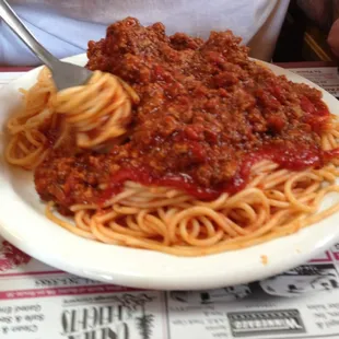 Spaghetti with marinara sauce &amp; meatballs.