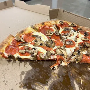 16" Pepperoni and Mushroom Pizza.