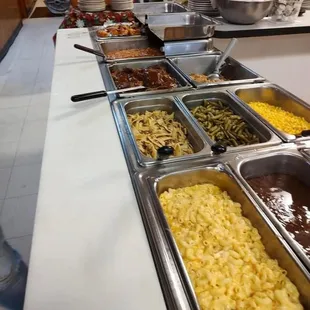 Hot Sunday Buffet