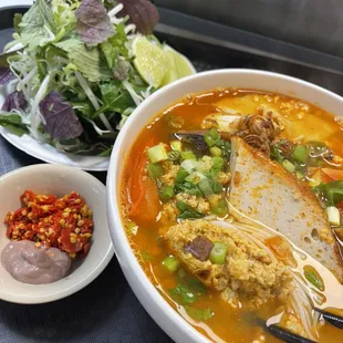 *New Item*
Bun Rieu Cua Dong Cha Ca $13