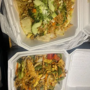 R1. Thai Fried Rice N3. Pad Keemow