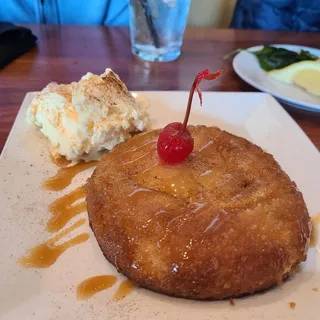 Pineapple Caramel Creme Cake