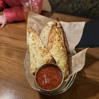 Toasted Garlic Cheesy Bread