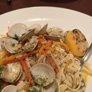 Clam linguine