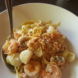 Seafood Fettuccine