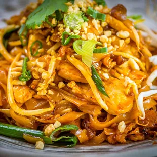 a plate of noodles