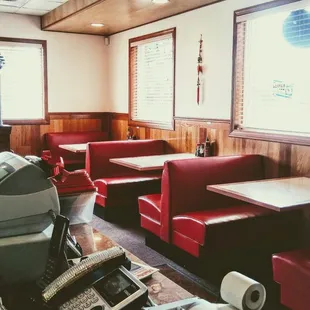 sushi and sashimi, interior