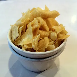 Crunchy noodles that come with soup.