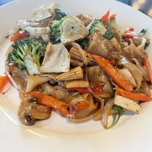 Vegetable Drunken noodles Thai Hot