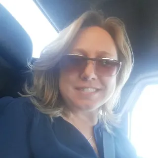 Maggie B.