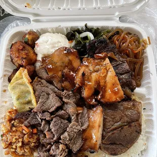Mama&apos;s Special