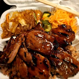 Dinner @Mama Woo&apos;s BBQ take-out; 7/30/2023. I ordered BBQ Chicken, w/Brown Rice, luv da Brown rice fr here! Saved 1/2 for my Lunch tomorrow.