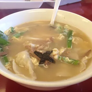Mochi Mandoo Soup