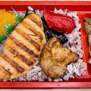 Nori Bento Salmon