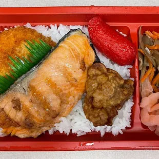 Nori Bento Salmon