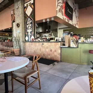 interior, crepes