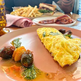 Mushroom and Microgreens Omelet