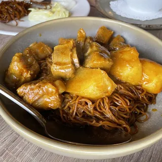 Curry Kon Loh Mee