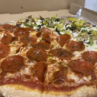 Pizza  Pepperoni Mediterranean