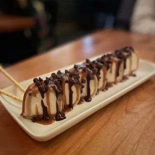 Cookie dough roll