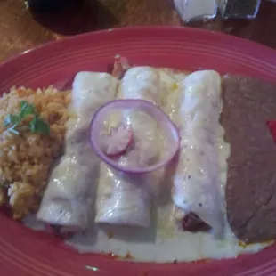 Enchiladas De Crema