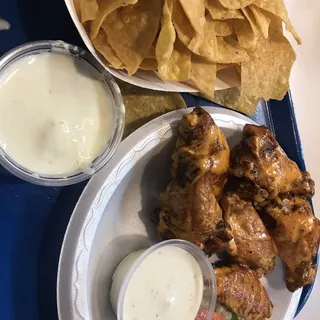 Mama's Jumbo Hot Wings