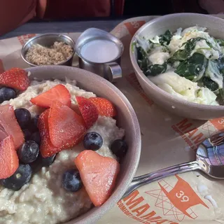 Mama's Oats with Egg Whites and Spinach