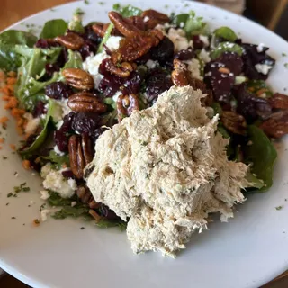 1/2 Mama's Fancy Salad