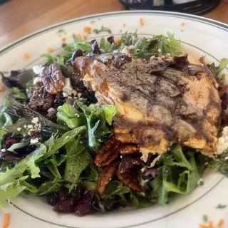 Full Mama's Fancy Salad