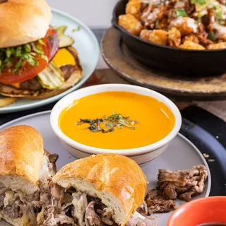 BBQ Pulled Pork Sam-Wich