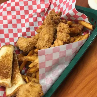 Chicken strips with spicy fries