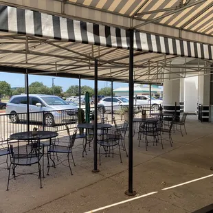 he outside seating area