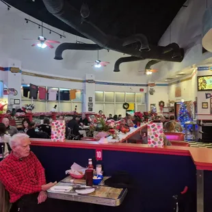 Dec 2024 Wed night before big Christmas  show across street at Prestonwood Baptist Church