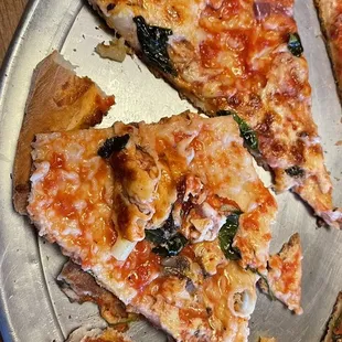 I had to put toppings on one slice to put on another. No flavor.