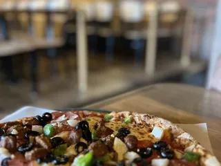 Mama's Famous Pizza & Heroes