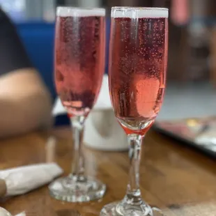 Cranberry mimosa