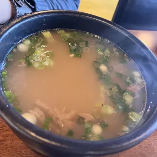 Seolleongtang