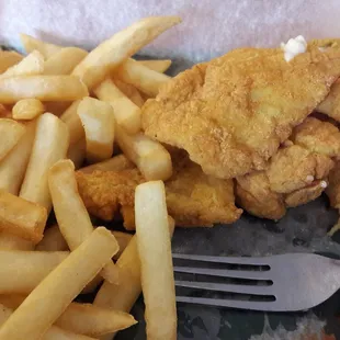 BEST FISH AND CHIP!! Even used a coupon I will come again