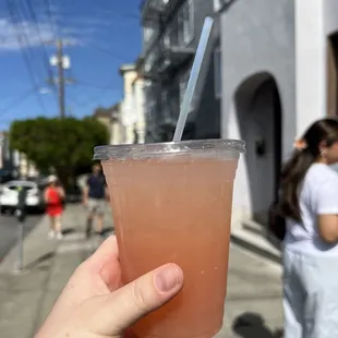 Strawberry lemonade