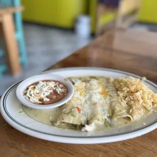 Green chicken enchiladas