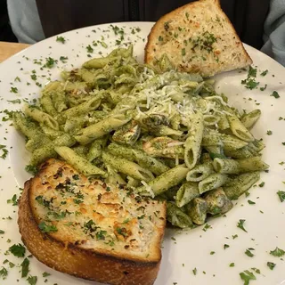 Mama's Penne Pesto